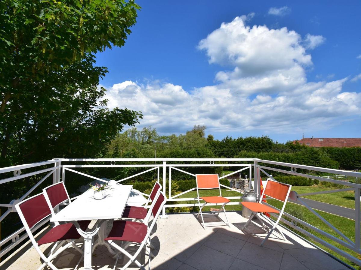 Superb Holiday Home Near The Beach Quinéville Pokój zdjęcie