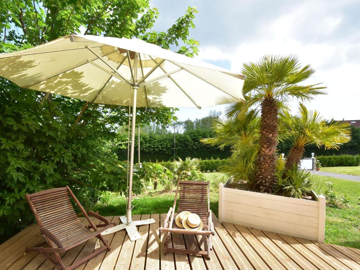 Superb Holiday Home Near The Beach Quinéville Pokój zdjęcie