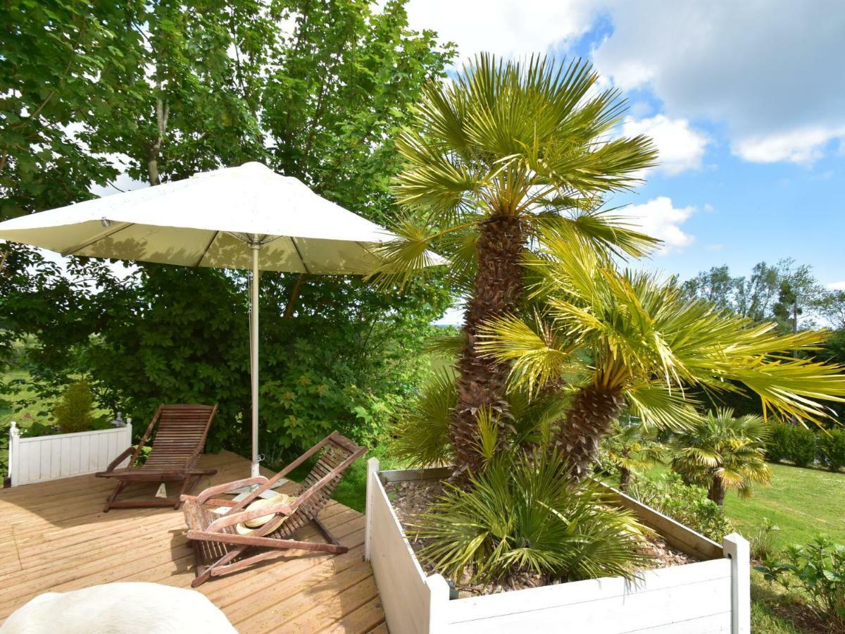 Superb Holiday Home Near The Beach Quinéville Zewnętrze zdjęcie